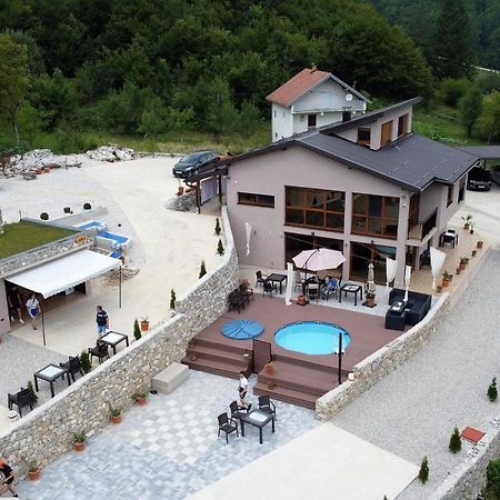 Josanica Bed&Breakfast Konjic Extérieur photo